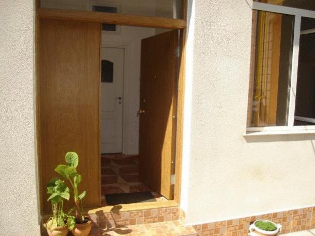 Guesthouse Daniel Орадеа Екстериор снимка