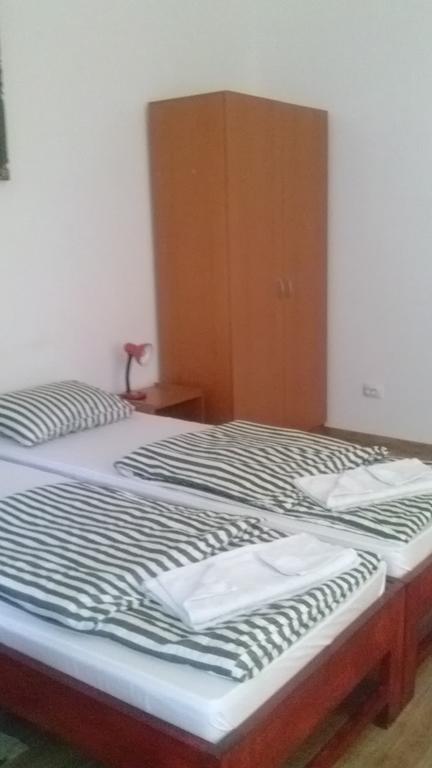 Guesthouse Daniel Орадеа Екстериор снимка